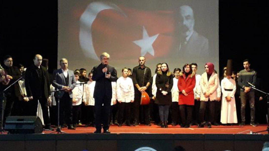 Mehmet Akif Ersoyu Anma Programı Düzenlendi.