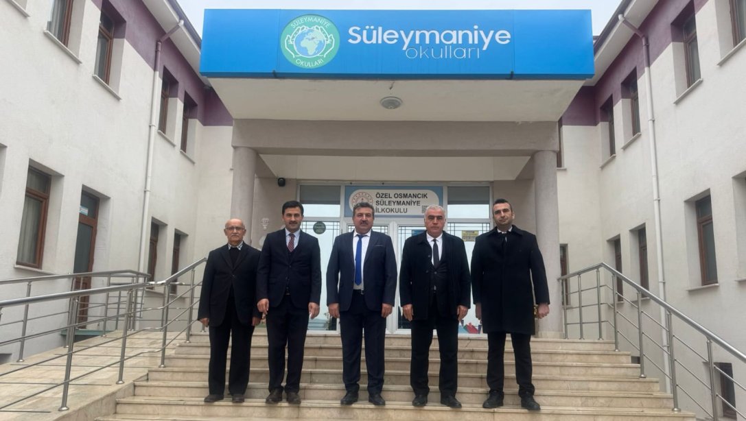 İlçe Milli Eğitim Müdürümüz İdris Makineci, Özel Süleymaniye Eğitim Kurumlarını ziyaret ederek, öğrencilerle bir araya geldi.